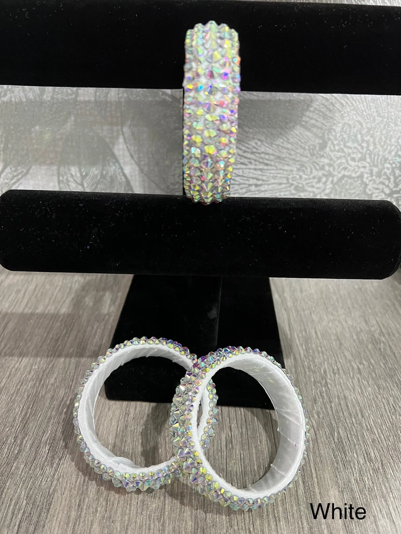 Faith Bangle V28
