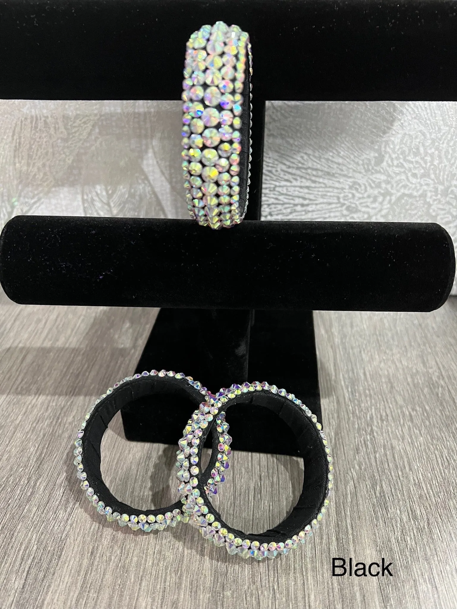 Faith Bangle V28